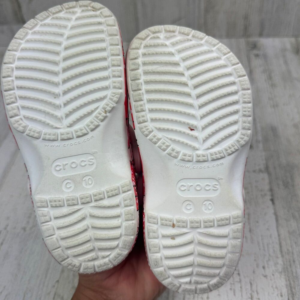 CROCS TODDLERS' HELLO KITTY (RED) CLASSIC CLOG SIZE C10 - Picture 7 of 8